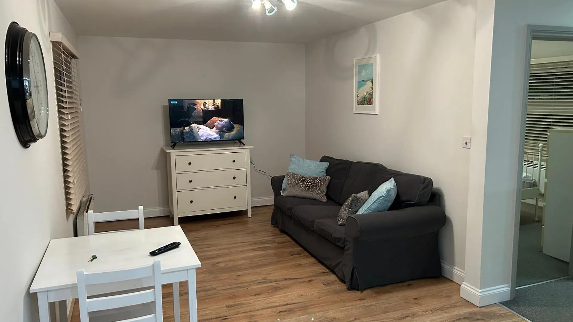 דירה Cranford Fantastic Large 1 Bed Loft Flat Close To Heathrow - 77Vfr5