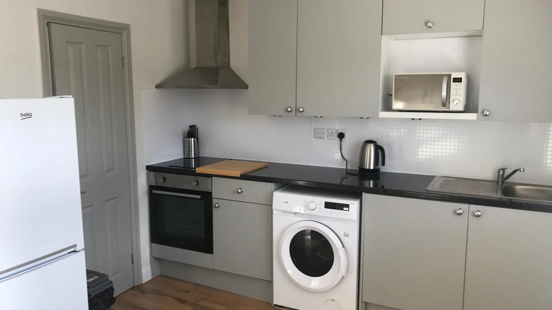 Cranford Fantastic Large 1 Bed Loft Flat Close To Heathrow - 77Vfr5 בריטניה